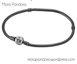feature the pandora oxidised bracelet