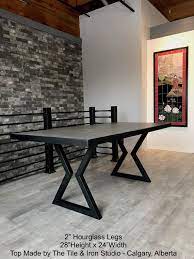 Hourglass Metal Table Legs Dining Table