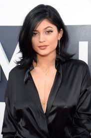 Black hair makeup & beauty. Kylie Jenner S Beauty Evolution Best Hair And Makeup Looks Teen Vogue