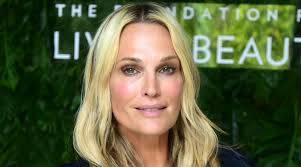 molly sims shares her 9 beach and pool