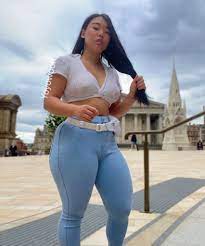 X 上的yoyowooh🇵🇭：「Business trip.😷 #jeans #girlinjeans #thickasian  #thickgirls #thickwomen #thickfit #fitgirls #gymgirl #thickthighs  #thickthighssavelives https://t.co/pLORqj7MtM」 / X