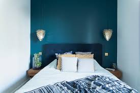design an accent wall for small bedroom