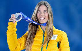 She was born in cooma, australia on december 27, 1986. Torah Bright Biography Net Worth Early Life And Medals