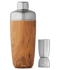 cocktail shakers for at home bartending