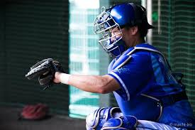 10戸柱 恭孝 選手 11月18日名瀬運動公園ブルペンにて baystars ベイスターズ 秋季キャンプ 奄美 野球 写真 dena amamicamp2016 football helmets amami instagram posts