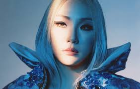 cl says pressure to get plastic surgery
