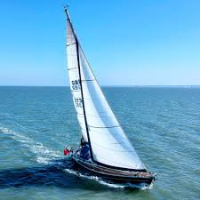 yacht charter boat hire in the solent