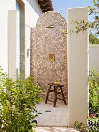 Find great deals on ebay for décoration extérieur. Things We Love An Outdoor Shower Design Chic Douche Exterieure Douche De Jardin Exterieur