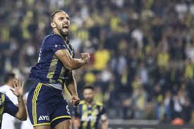 Radamel falcao vs vedat muriqi. Tottenham Step Up Transfer Interest In Fenerbahce S 18m Rated Kosovo Striker Vedat Muriqi