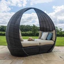 Black Round Hotel Canopy Daybed
