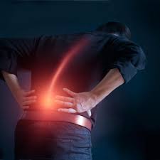 Sakit tulang belakang merupakan kondisi ini menyebabkan rasa sakit di tulang belakang bawah atau pinggul karena saraf yang ikut lpq : 5 Cara Mengobati Sakit Punggung Sendiri Di Rumah Aman Dan Ampuh Hot Liputan6 Com