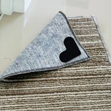 4pcs rug pads strong adhesive heart