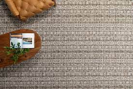 carpet s green edge features floor