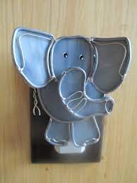 elsie the elephant stained glass