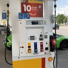 gas stations with air pumps in toronto