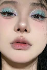 10 soft aesthetic makeup looks you