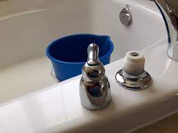 Here is how to fix it quick and easy!if the faucet handle is stuck, a puller can get it off. Plz Help In Fixing Bathtub Faucet Handle That Fell Off Terry Love Plumbing Advice Remodel Diy Professional Forum