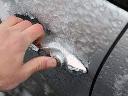 Here's how to open a frozen car door - It's a Southern Thing