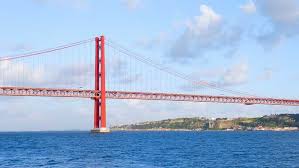 On april 25, 1974, portugal experienced the carnation revolution which a dictatorship, and today, april 25 is a national holiday. Ponte 25 De Abril Lissabon Tickets Eintrittskarten Getyourguide Com