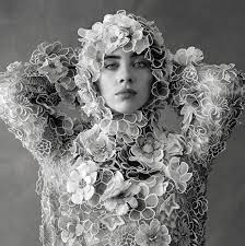 As eilish prepares to embark on a new chapter in her music career, she's aware that her latest shoot will cause a stir. Billie Eilish S Vogue Cover How The Singer Is Reinventing Pop Stardom Vogue