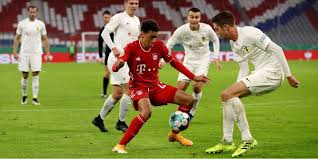 He currently plays as a attacking midfielder (left) in bundesliga for club bayern. Video Jamal Musiala S Best Bits As Liverpool Linked With Bundesliga Hot Shot