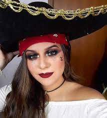 23 pirate makeup ideas for women to