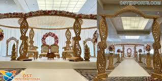 gujarati wedding decor paisley mandap