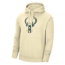 Get the latest milwaukee bucks sweatshirts and fleece merchandise. Nike Milwaukee Bucks Men S Essential Pullover Hoodie Cream Moda3