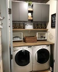 23 laundry room upper cabinets to