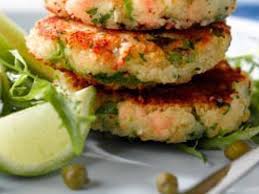 salmon fish cakes with caper and herb
