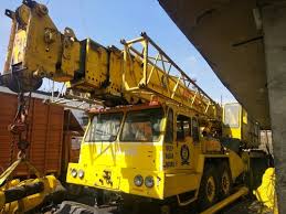 Crane Contracting Services Escorts Hydra 1236 Pick N Carry