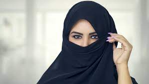 saudi women spend big on makeup even