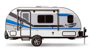 And pop up camper trailers are extremely lightweight, making this an excellent choice for smaller tow vehicles! 11 Adorable Ultra Lightweight Travel Trailers Under 2 000 Pounds