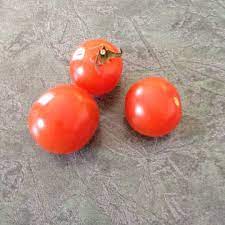 calories in cherry tomatoes 100 g
