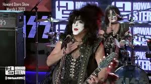 kiss is lip syncing their final tour