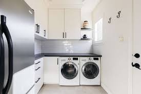 23 best laundry room paint colors for a