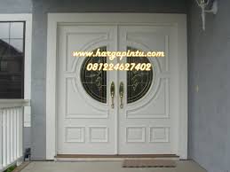 Pintu dengan warna yang cerah. 26 Model Pintu Kupu Tarung Warna Putih Baru