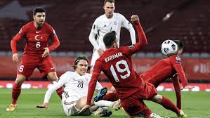 Eminönü, i̇stanbul) sol bek mevkisinde oynayan türk millî futbolcudur. Milli Futbolcu Umut Meras Tan 3 3 Sonrasi Letonya Itirafi Biliyorduk Spor Haberi