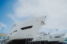 Choose the plan that meets your needs. Warranty Service Boat Lagoon Yachting