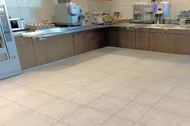 slip resistant floor in can kitchen