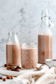 homemade chocolate hazelnut milk