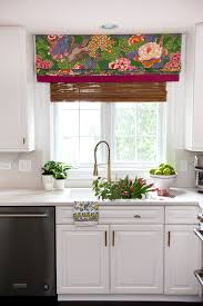 lovely kitchen window treatment ideas