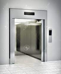 ドアを開けると近代的なエレベーターの写真素材・画像素材 Image 37458090
