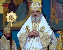 Patriarhul Daniel: „Bogăția nu e rea în sine, pentru că vine de la Dumnezeu” - Stirileprotv.ro