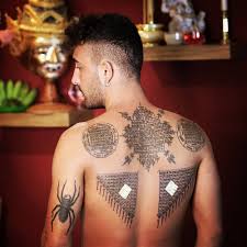 Yantra tattooing, also called sak yan or sak yant is a form of tattooing that originated in ancient thai peoples. Sak Yant Meaning Thai Tattoo Meaning Thai Tattoo Cafe