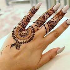 A creative designer with a passion for minimalism, editorial design and lifestyle brands. 20 Simple Mehndi Design Ideas To Save For Weddings And Other Occasions Bridal Mehendi And Makeup Wedding Blog