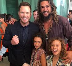 Jason momoa is an american actor known for his role in the series 'baywatch hawaii.' check out this biography to know about his birthday, childhood, family life, achievements and fun facts about him. Jason Momoa Calls Out Chris Pratt For Single Use Plastic Cbbc Newsround