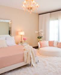 Когато избирате цвят за спалнята и декорирате интериора, следвайте сърцето си. Praskoven Cvyat Eksploziya Ot Svezhi Idei V Interiora Interioren Dizajn