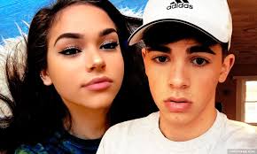 maggie lindemann caught kissing mikey