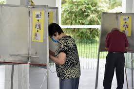 about 200 s poreans not in pe2023 voter